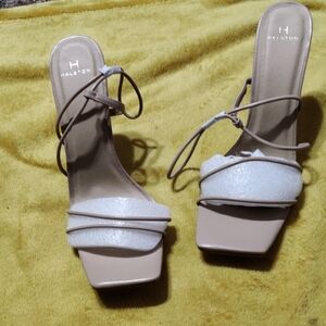 New size 11 Halston Heritage Beige and White Strappy Heels